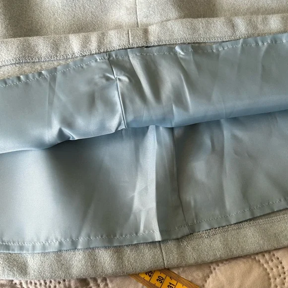 NWT Gap pale blue a line skirt size 2. Wool blend w/nordic looking trim. Lined! - Picture 11 of 15